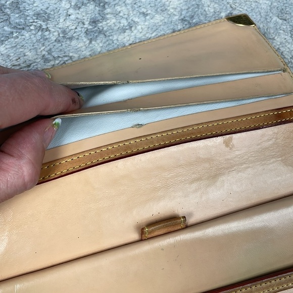 Louis Vuitton Takashi Murakami Multicolor Monogram Long Snap Wallet - Picture 13 of 17